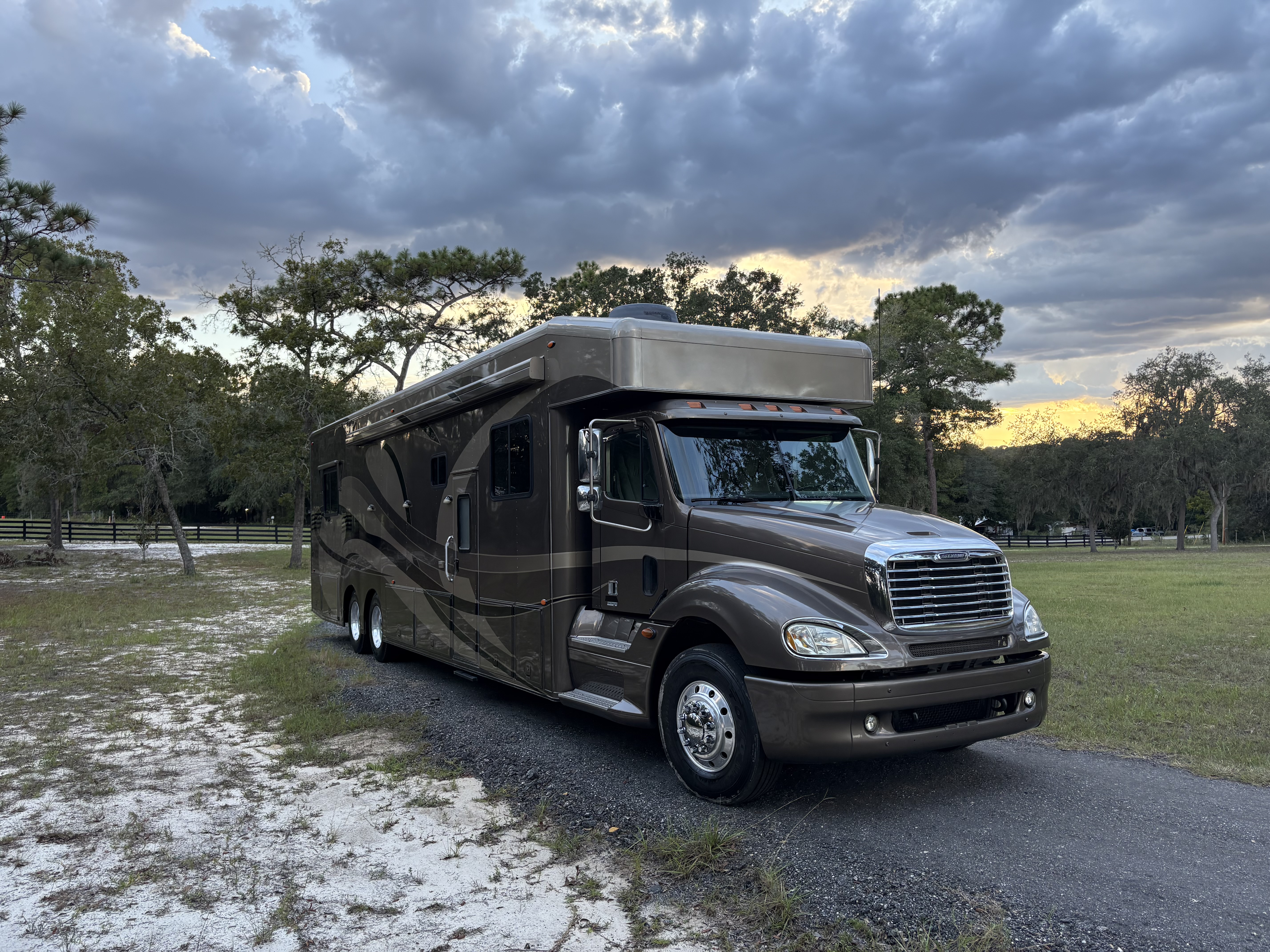 Used 2007 NRC 45' Motorcoach